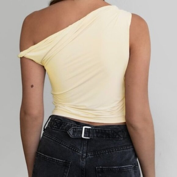 ❌SOLD OUT❌ SO SMOOTH YELLOW TWIST SHOULDER TOP - Picture 2 of 2